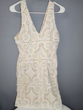 Charlotte Russe Crochet/Lace Dress-Womens MEDIUM-White/Tan-Spring,Summer,Casual